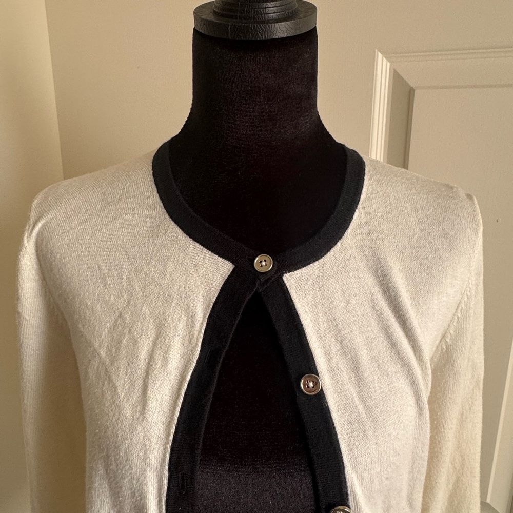 Ann Taylor Ivory Black Button Cardigan Sweater Knit 53% Cotton S